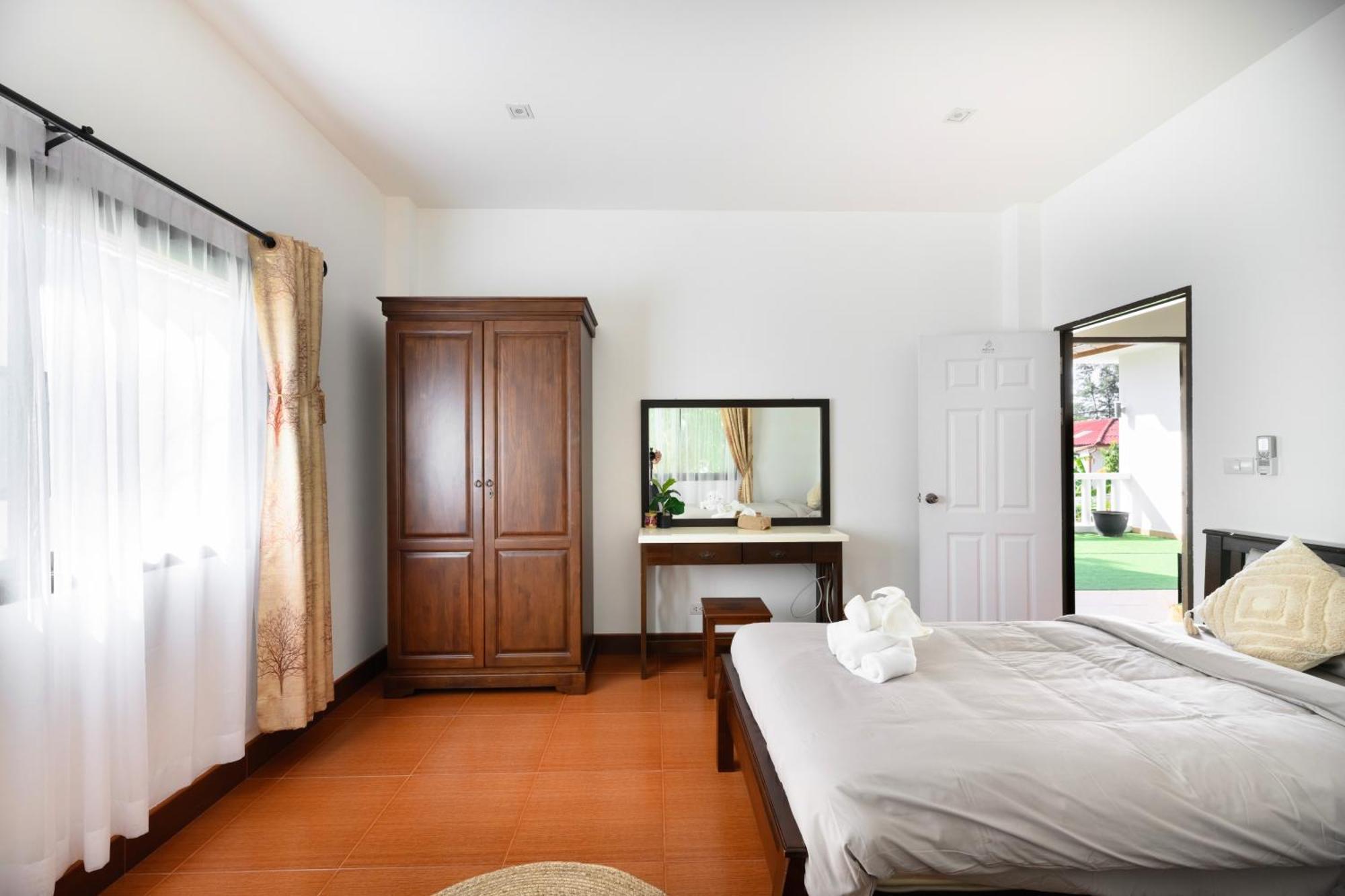 Beachfront Pool Villa Strand Kamala Exterior foto