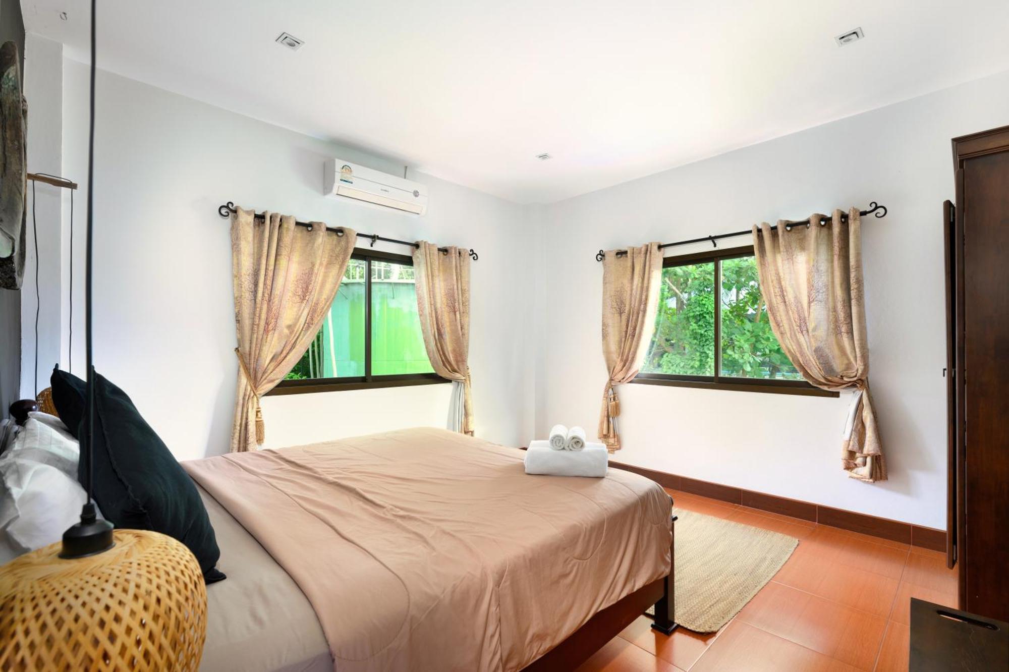 Beachfront Pool Villa Strand Kamala Exterior foto